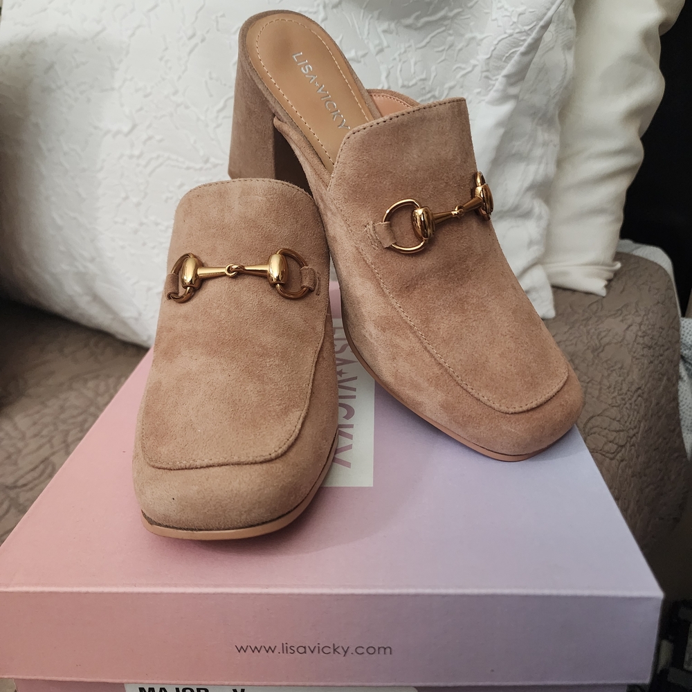LISA VICKY Tan Suede Leather Mules with Gold Accent Like New Worn Once Sz 7.5